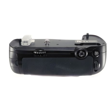 Блок батарейный Meike для Nikon D750 (MK-DR750 MB-D16) Блок батарейный Meike для Nikon D750 (MK-DR750 MB-D16)